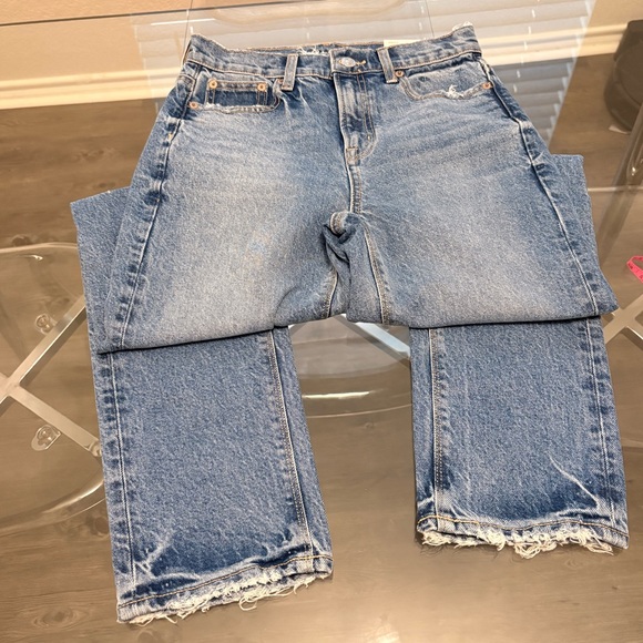 American Eagle Outfitters Faded Blue Straight Leg Jeans - Picture 2 of 5